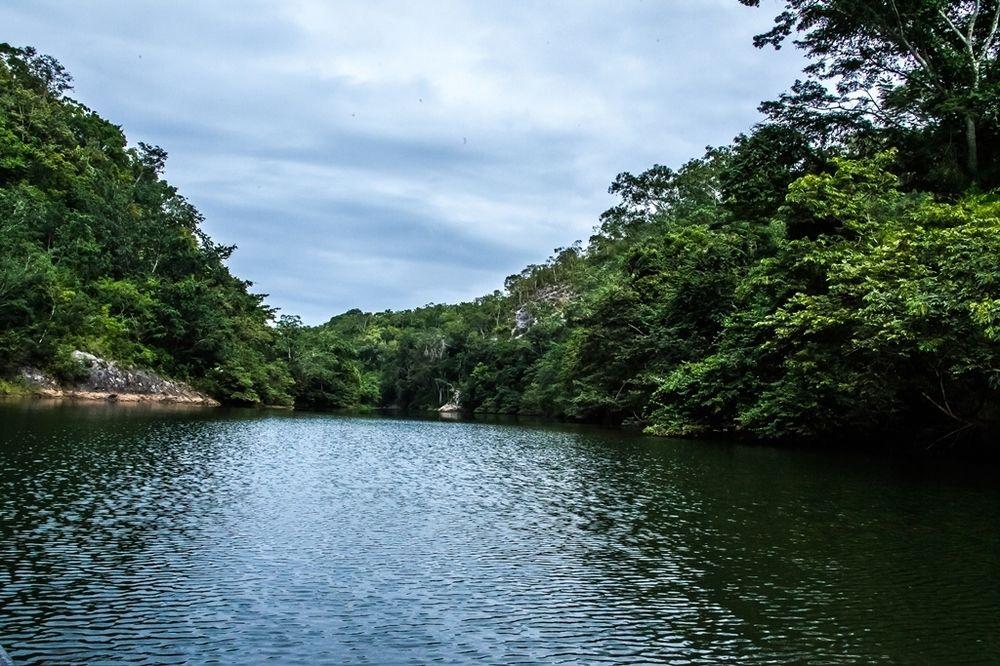 Mystic River Resort San Ignacio Exteriör bild
