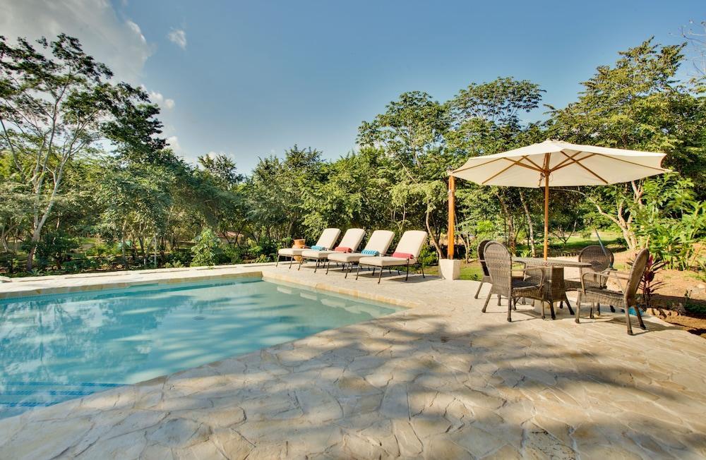 Mystic River Resort San Ignacio Exteriör bild