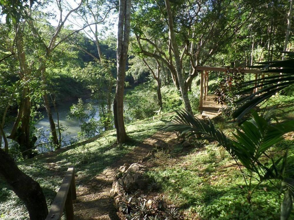 Mystic River Resort San Ignacio Exteriör bild