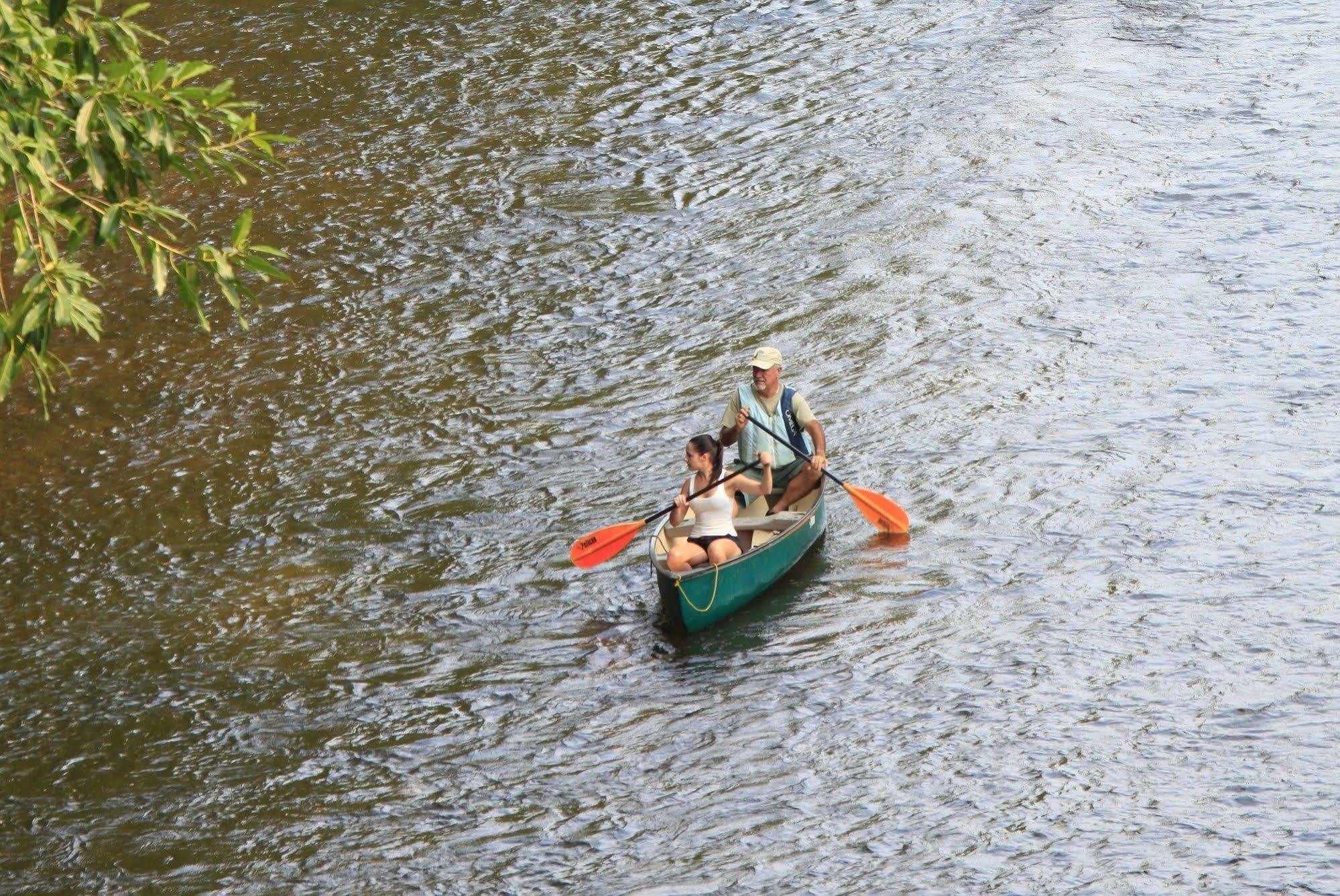 Mystic River Resort San Ignacio Exteriör bild