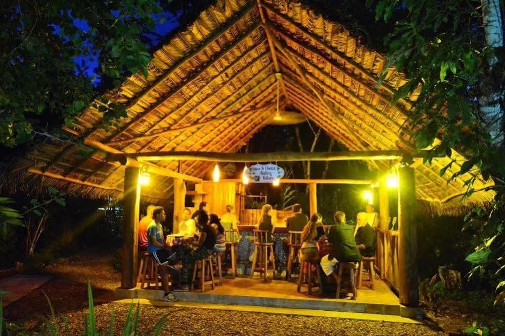 Mystic River Resort San Ignacio Exteriör bild