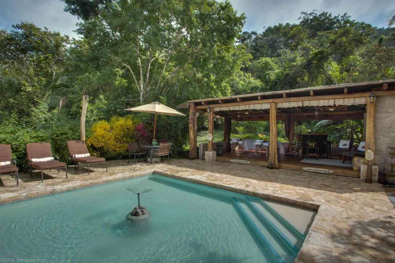 Mystic River Resort San Ignacio Exteriör bild