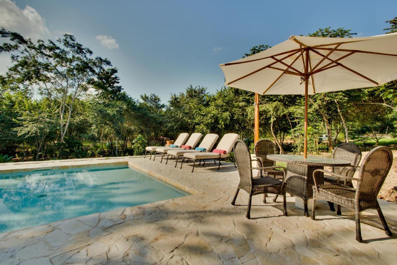 Mystic River Resort San Ignacio Exteriör bild